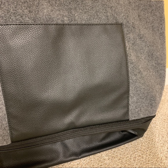 Black and Gray Large Tote Bag - Picture 6 of 8